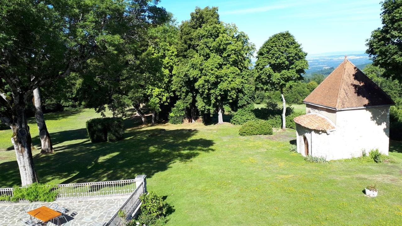 Domaine De Montvianeix Bed & Breakfast Saint-Victor-Montvianeix Екстериор снимка